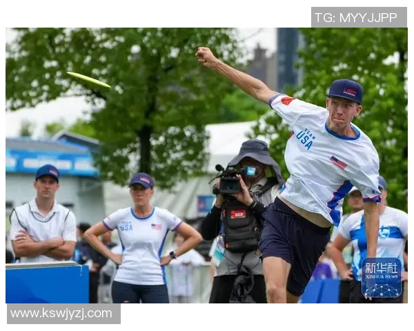 南京飞盘队与成都飞盘队赛后复盘分析意识对抗与战术执行的深度探讨